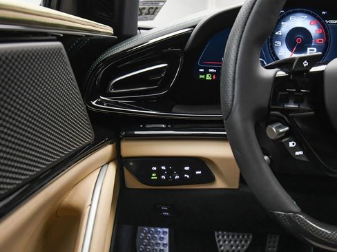 Certified 2025 Ferrari Purosangue image 40