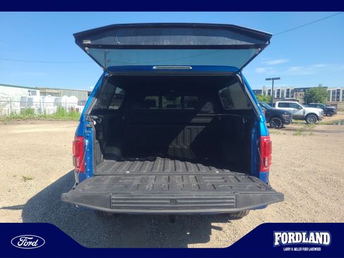 Used 2015 Ford F150 Lariat w/ Equipment Group 502A Luxury AWD/4WD image 34