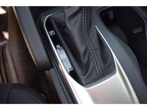 Used 2022 Nissan Frontier S w/ Technology Package image 38