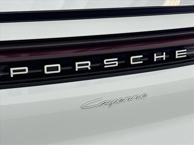 Certified 2026 Porsche Cayenne Coupe AWD/4WD image 24