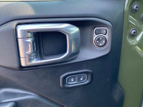 Used 2021 Jeep Wrangler Unlimited Sport AWD/4WD image 10