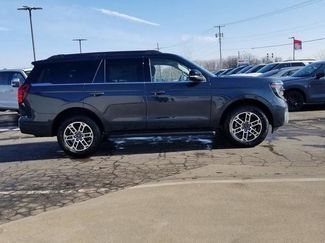 New 2026 Ford Expedition Active video 2