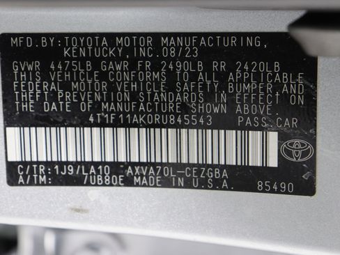 Used 2024 Toyota Camry XLE image 42