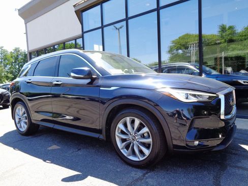 Used 2021 INFINITI QX50 Luxe AWD/4WD image 3
