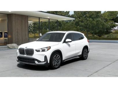 New 2025 BMW X1 xDrive28i w/ Convenience Package
