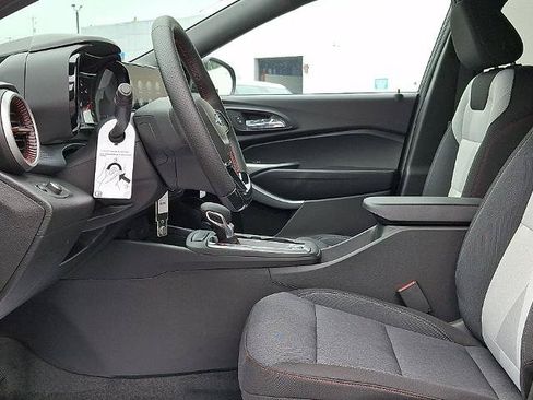 New 2026 Chevrolet Trax RS w/ Driver Confidence Package FWD image 8