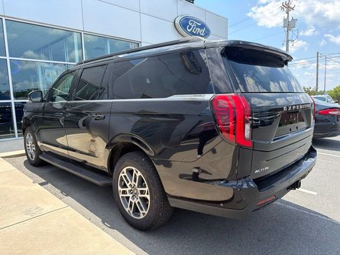 Used 2025 Ford Expedition Max Active AWD/4WD image 6