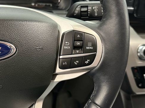 Certified 2022 Ford Explorer XLT w/ Equipment Group 202A AWD/4WD image 18