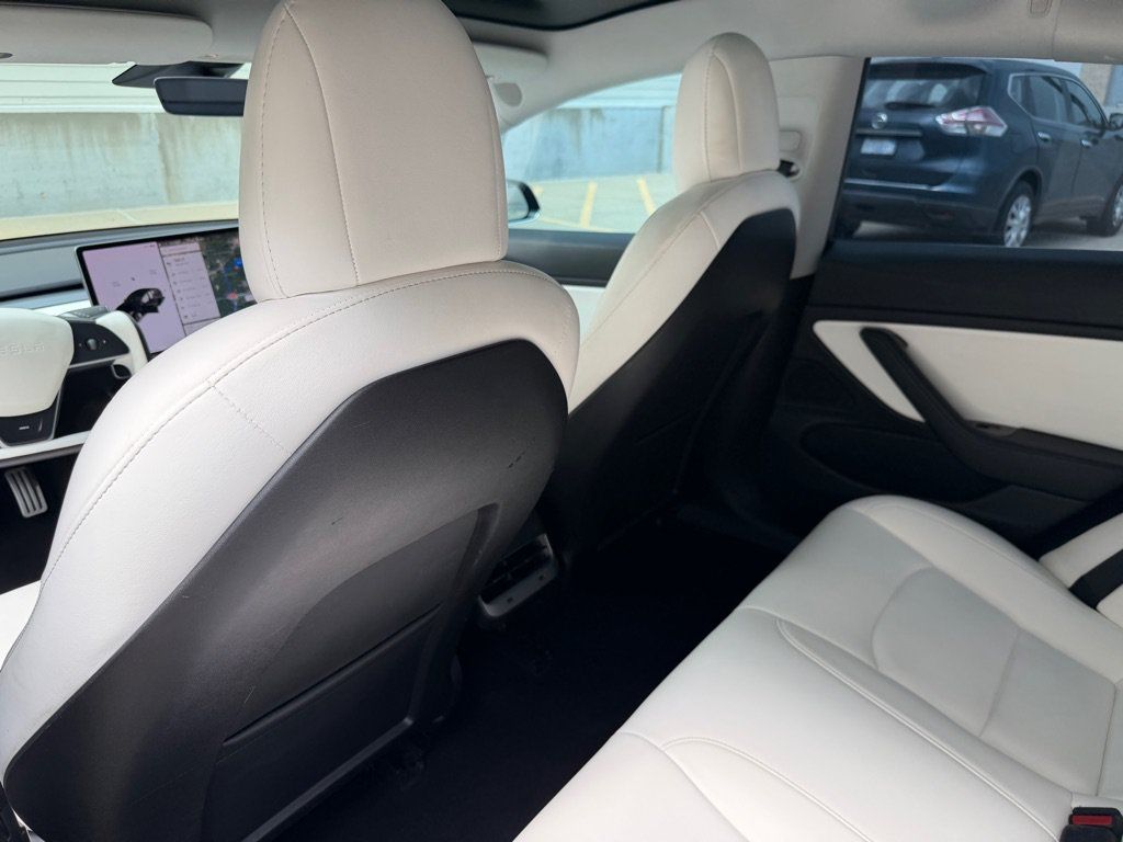 Used 2018 Tesla Model 3 AWD/4WD image 16