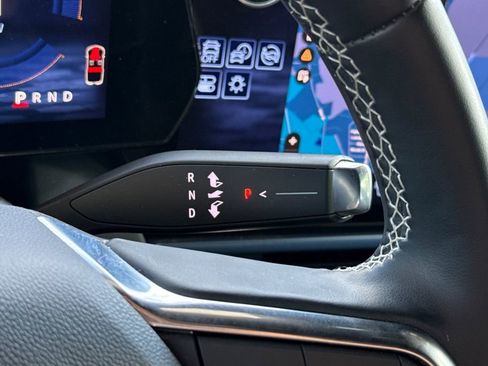 Used 2025 Chevrolet Equinox EV LT w/ Convenience Package image 33