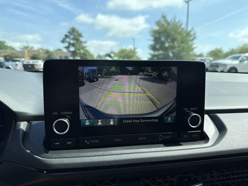 Used 2025 Honda Accord SE image 23