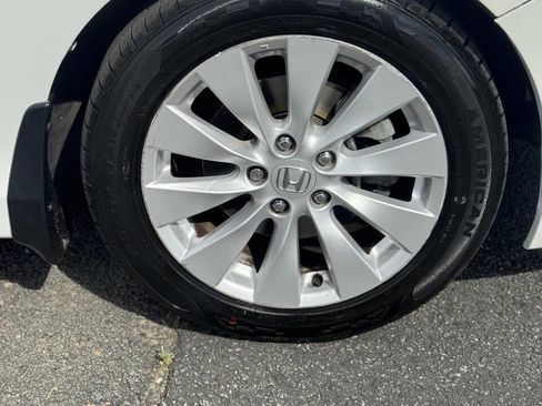 Used 2014 Honda Accord EX image 15