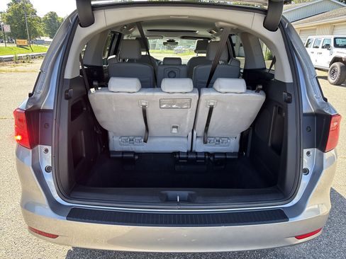 Used 2022 Honda Odyssey EX-L image 9