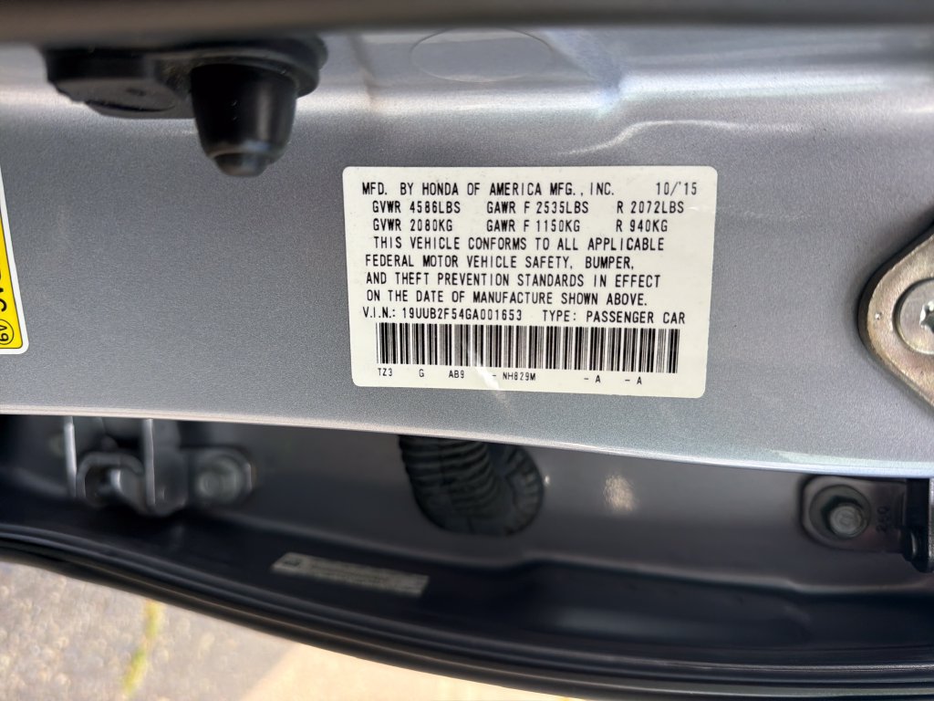 Used 2016 Acura TLX w/ Technology Package FWD image 28
