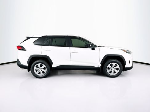 Used 2025 Toyota RAV4 LE image 10