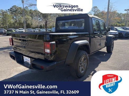 Used 2021 Jeep Gladiator Sport image 6