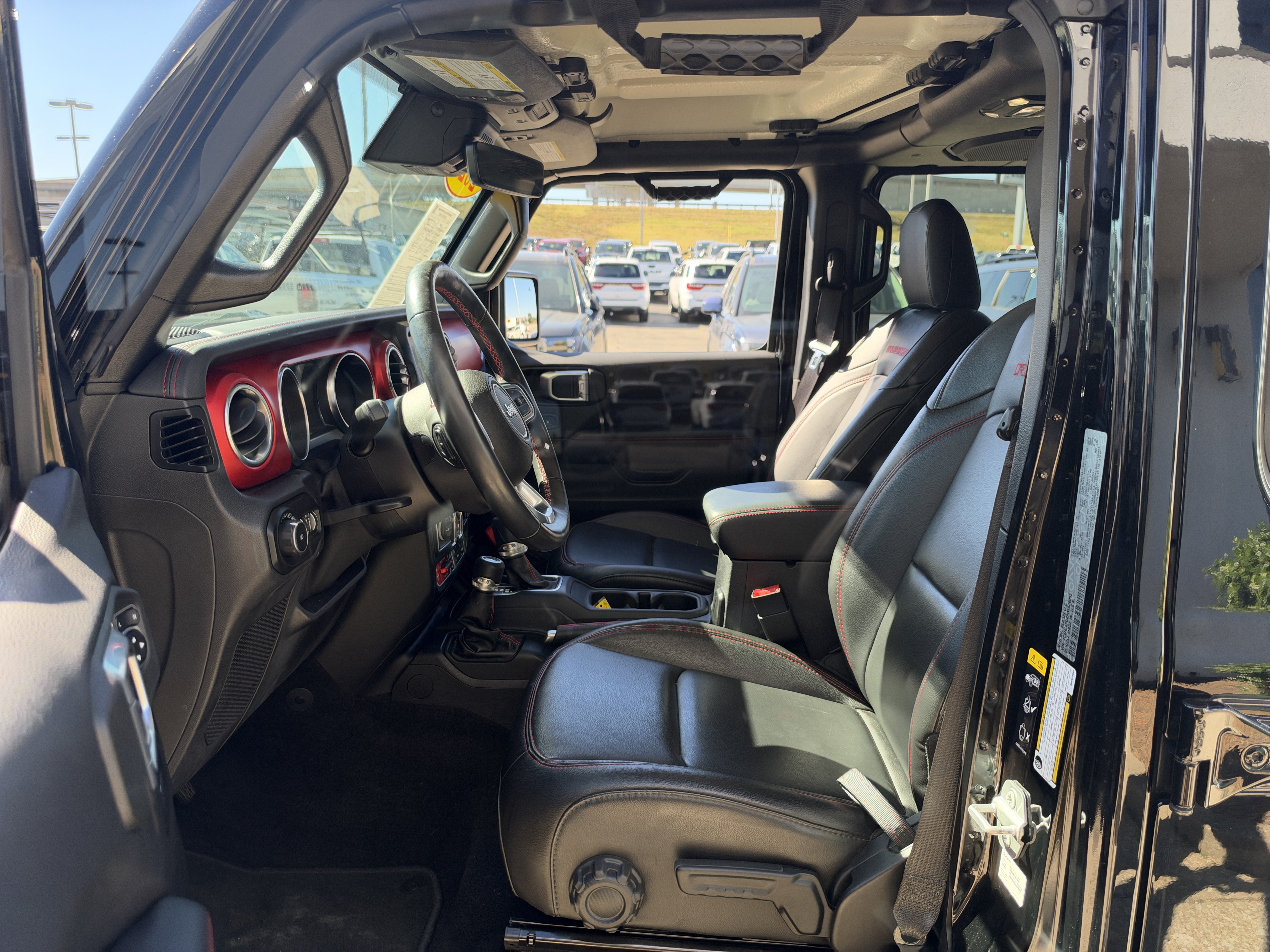 Used 2021 Jeep Wrangler Unlimited Rubicon AWD/4WD image 34
