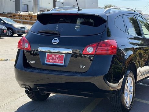 Used 2013 Nissan Rogue SV image 7