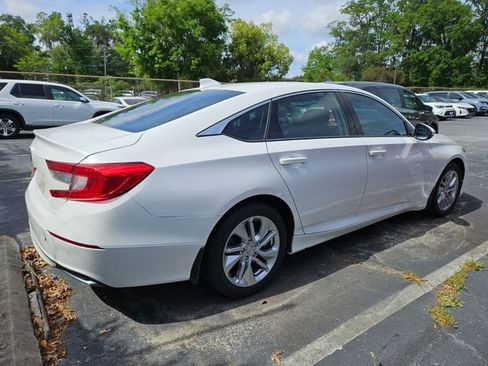 Used 2018 Honda Accord LX image 6