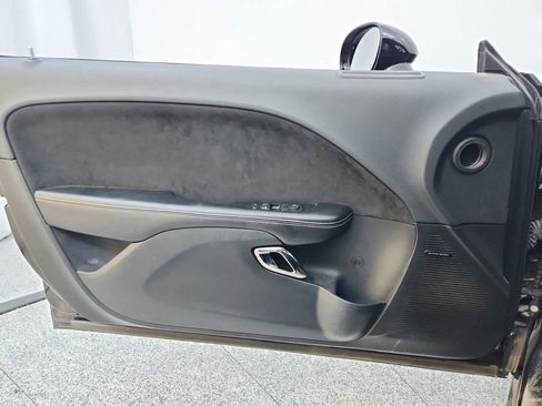 Used 2016 Dodge Challenger SRT Hellcat image 14