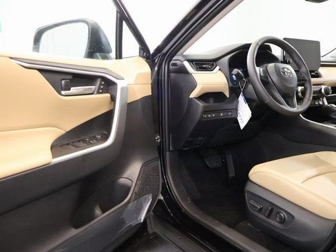 New 2025 Toyota RAV4 XLE Premium image 9