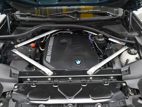 Used 2023 BMW X7 xDrive40i image 36