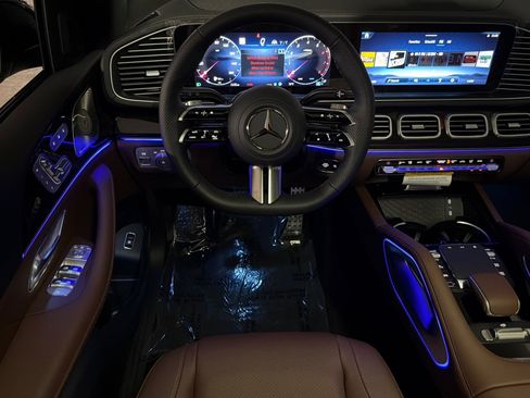 New 2026 Mercedes-Benz GLS 450 4MATIC image 13