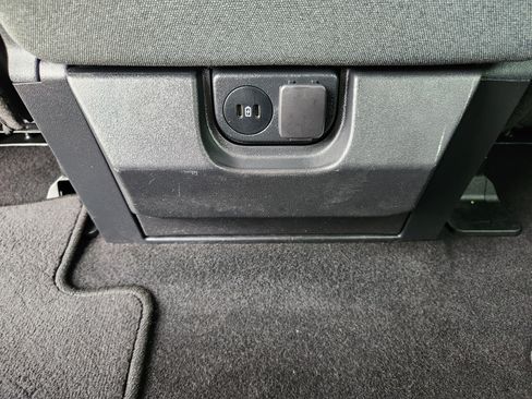 Used 2025 Ford F150 XLT w/ Equipment Group 301A Standard RWD image 30