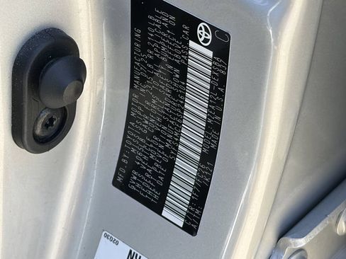 Certified 2025 Toyota Corolla SE FWD image 40