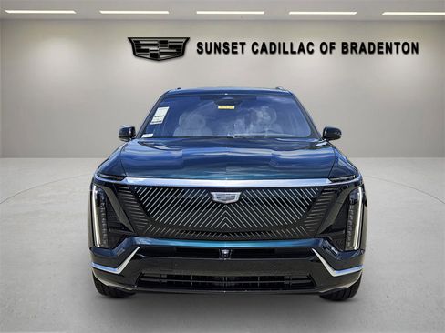 New 2026 Cadillac Vistiq Luxury w/ LPO, Floor Liner Package image 2