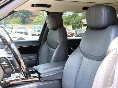 Certified 2023 Land Rover Range Rover SE AWD/4WD image 11