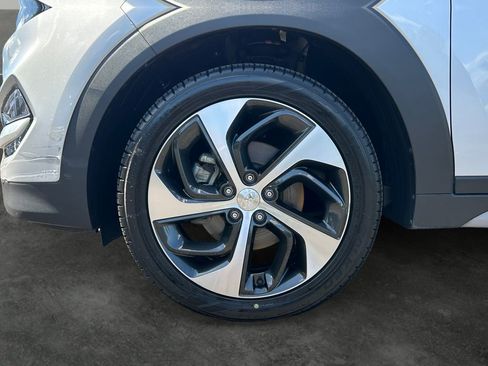 Used 2018 Hyundai Tucson Limited w/ Ultimate Package 02 AWD/4WD image 5