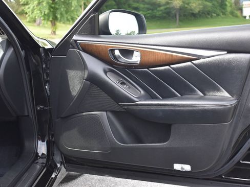 Used 2019 INFINITI Q50 Luxe AWD/4WD image 10