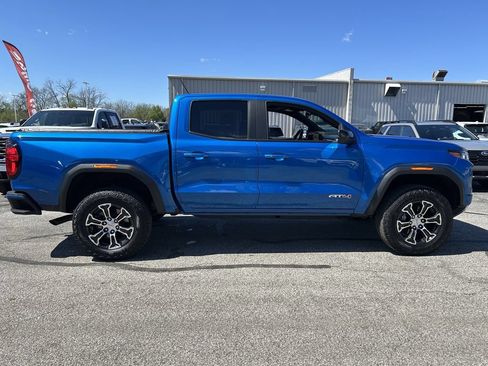 Used 2024 GMC Canyon AT4 w/ Canyon Safety Plus Package AWD/4WD image 8