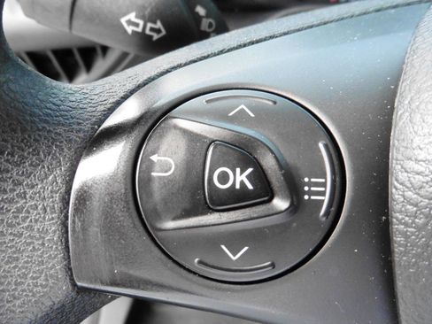 Used 2022 Ford Transit Connect XL image 7