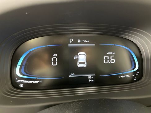 New 2026 Hyundai Venue SEL image 20