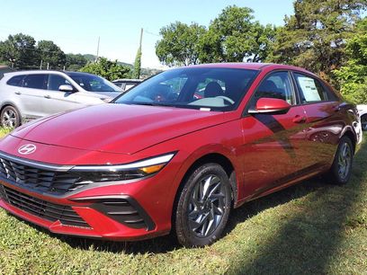 New 2025 Hyundai Elantra Blue