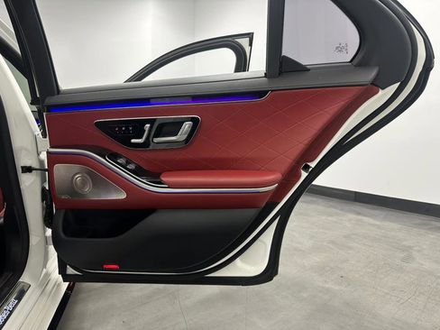 Used 2021 Mercedes-Benz S 580 4MATIC Sedan image 30