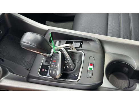 Used 2025 Alfa Romeo Tonale w/ Premium Package AWD/4WD image 22