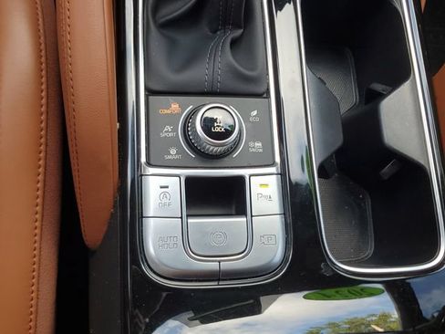 Certified 2024 Kia Telluride SX Prestige X-Pro AWD/4WD image 28