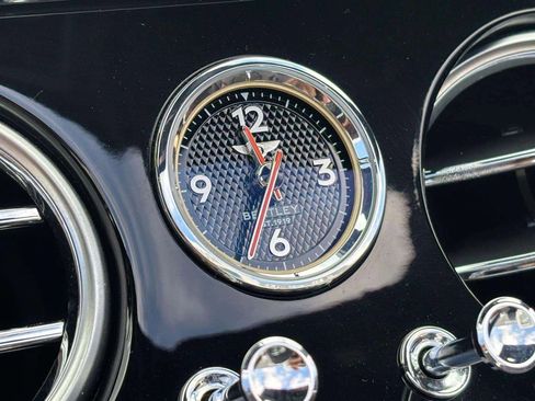 Used 2024 Bentley Continental GT image 46
