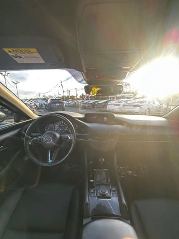 Used 2024 MAZDA MAZDA3 s FWD image 19