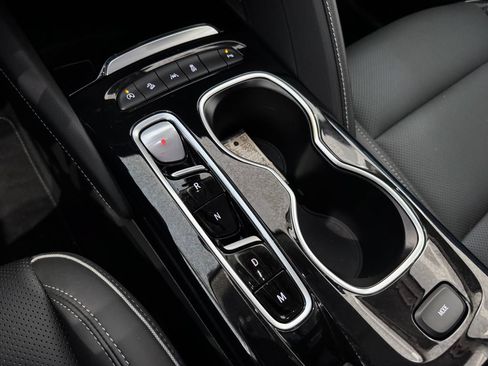 Certified 2023 Buick Envision Essence AWD/4WD image 23