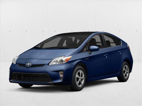 Used 2014 Toyota Prius Two FWD image 1