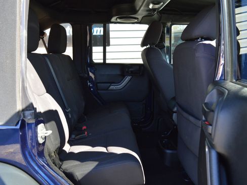 Used 2013 Jeep Wrangler Unlimited Sport image 22