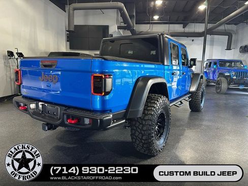 Used 2021 Jeep Gladiator Rubicon w/ Cold Weather Group AWD/4WD image 31