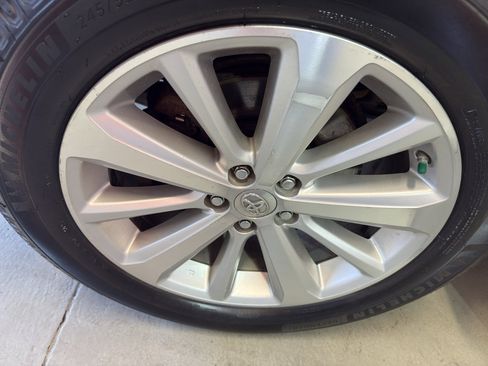 Used 2013 Toyota Highlander Limited AWD/4WD image 33