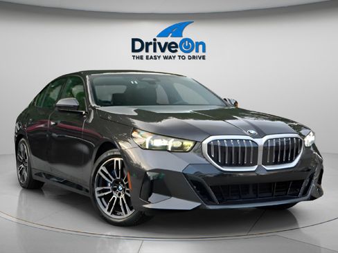 Used 2024 BMW 530i xDrive 530i xDrive image 12