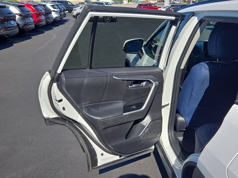Used 2025 Toyota RAV4 XLE w/ Convenience Package AWD/4WD image 13