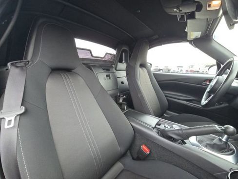 Used 2024 MAZDA MX-5 Miata Sport image 12